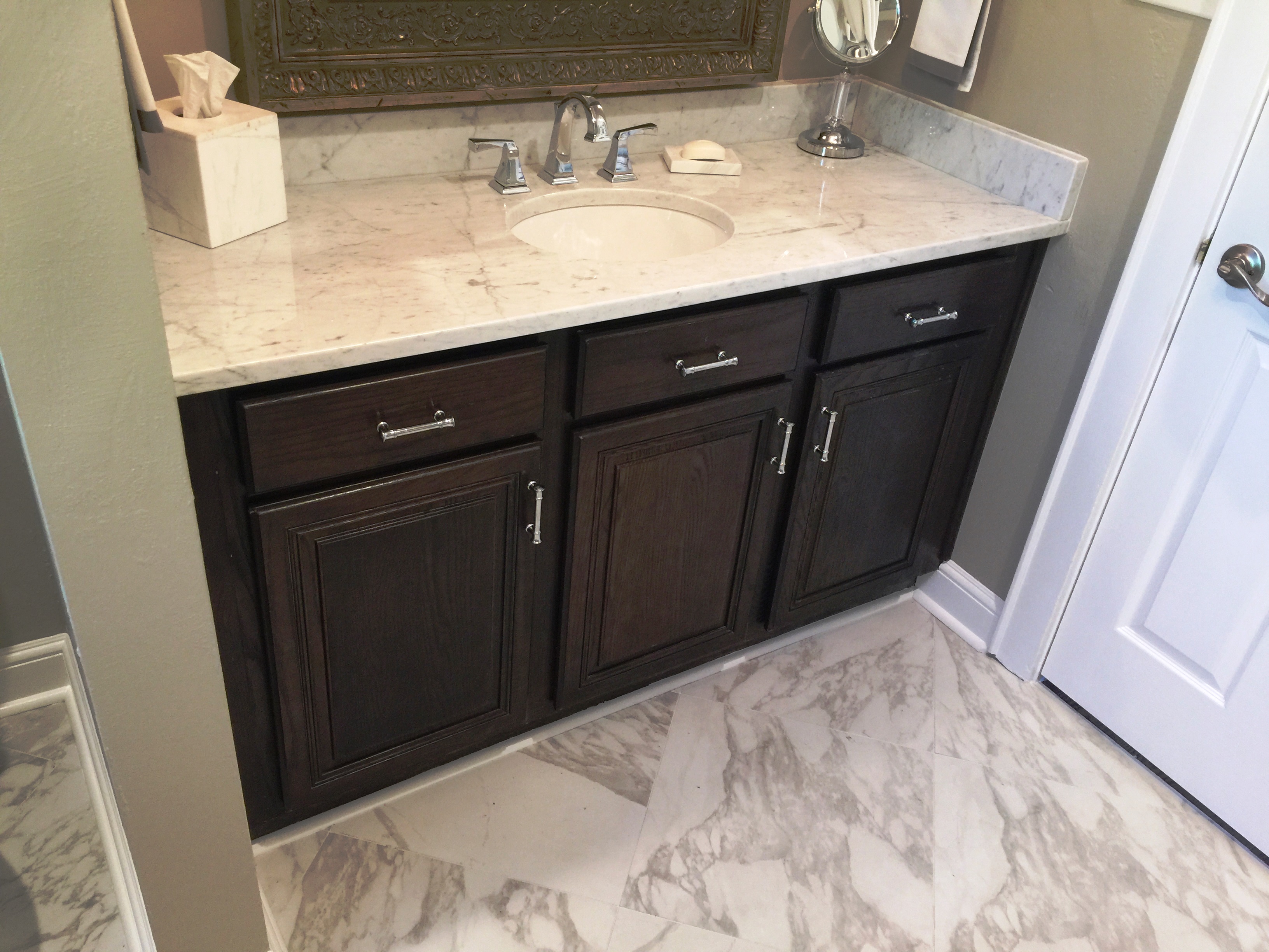 Gamble Guest Bath - Providence Cabinetry